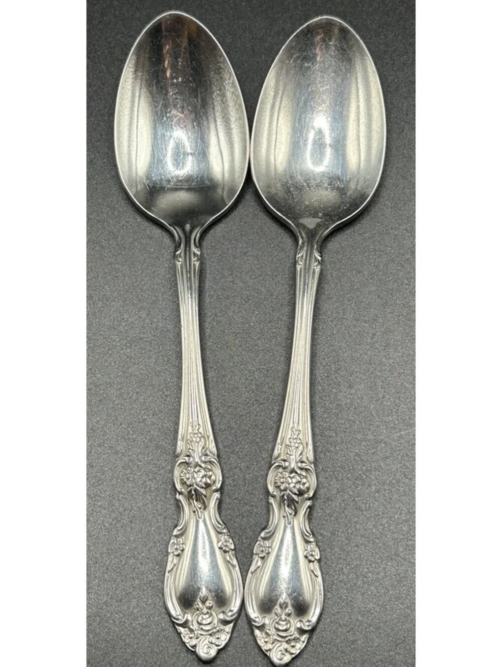 Vintage Pair Of Oneida Louisiana Silverplate Spoon Glossy Floral  1970’s